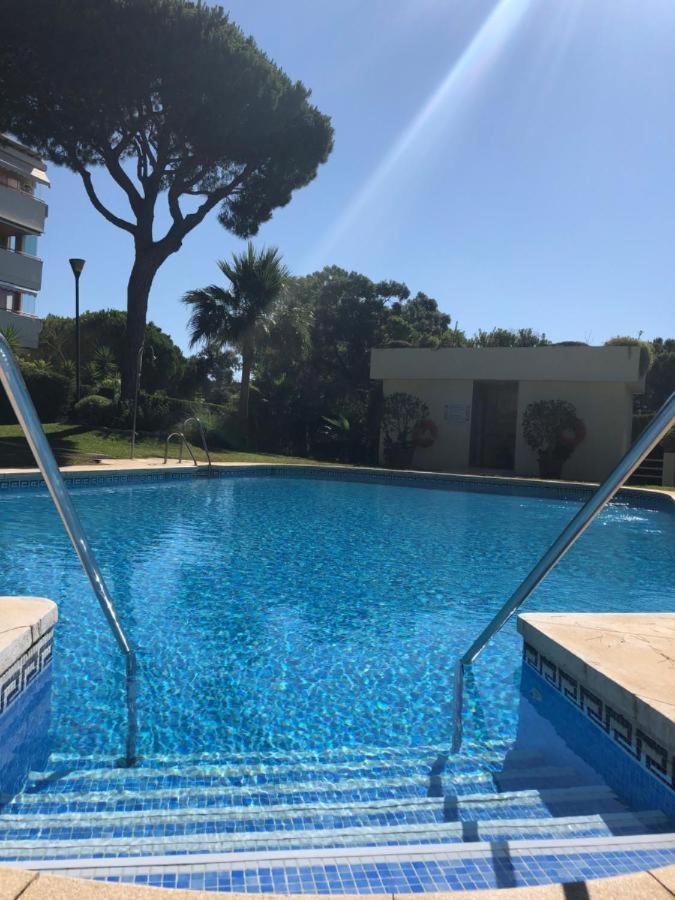 Ansa Beach Apartment - Cabopino, Marbella - Garden Level Экстерьер фото
